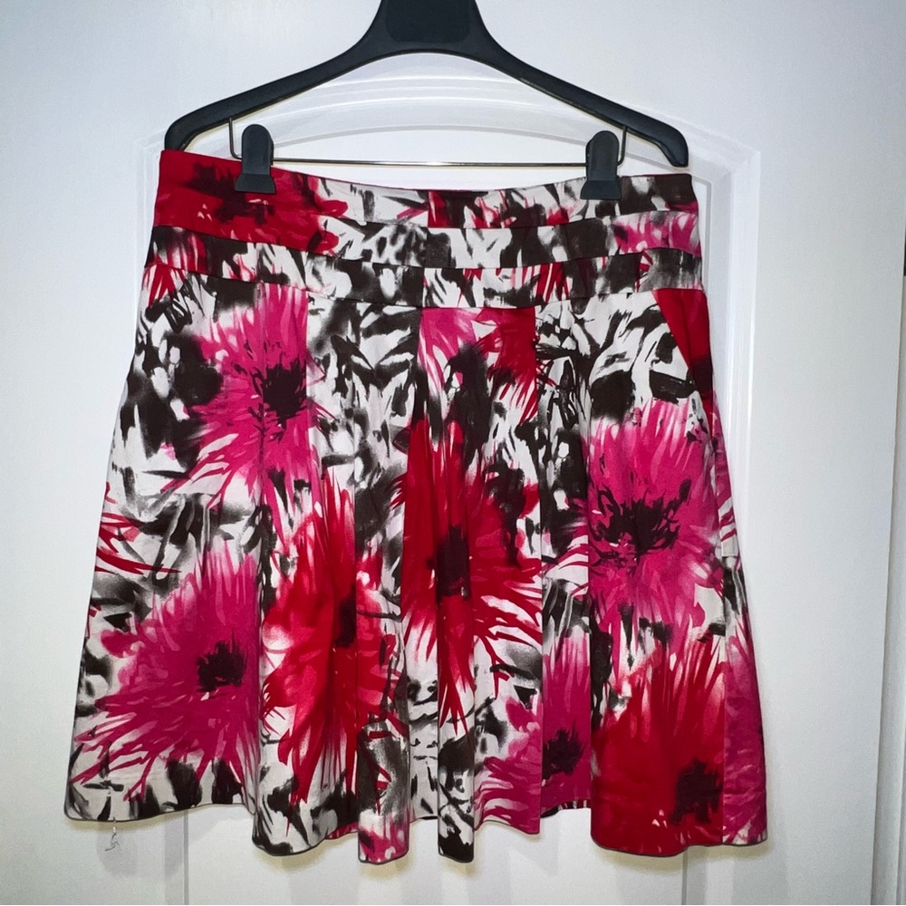 CATO Women’s Plus Feminine Casual Pink White Black Lined Zip Up Skirt. Size 16